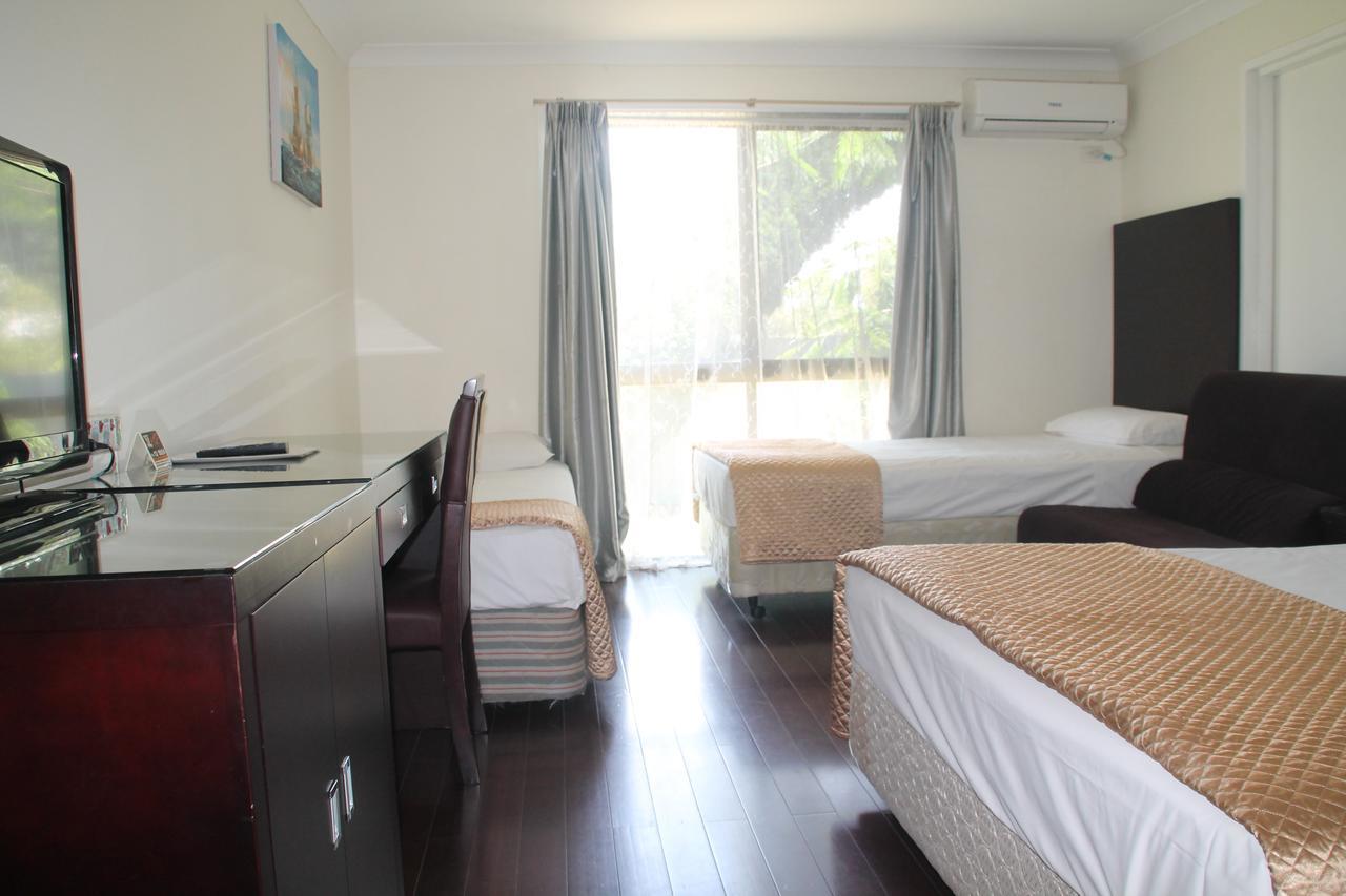 Centenary Motor Inn Бризбейн Екстериор снимка