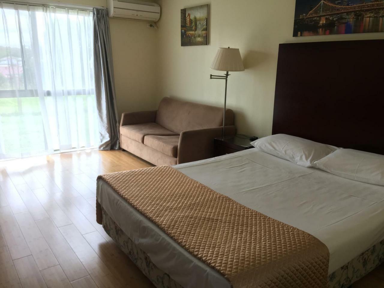 Centenary Motor Inn Бризбейн Екстериор снимка